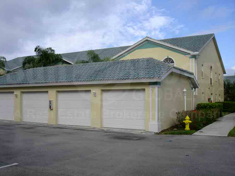 Bermuda Royale Detached Garages